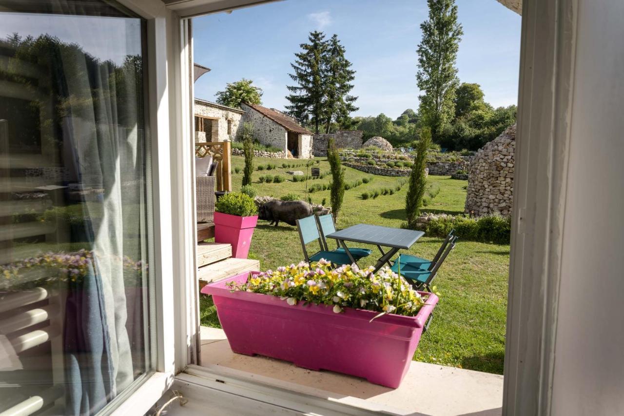 Les Bories En Champagne Villa Montlevon Exteriör bild